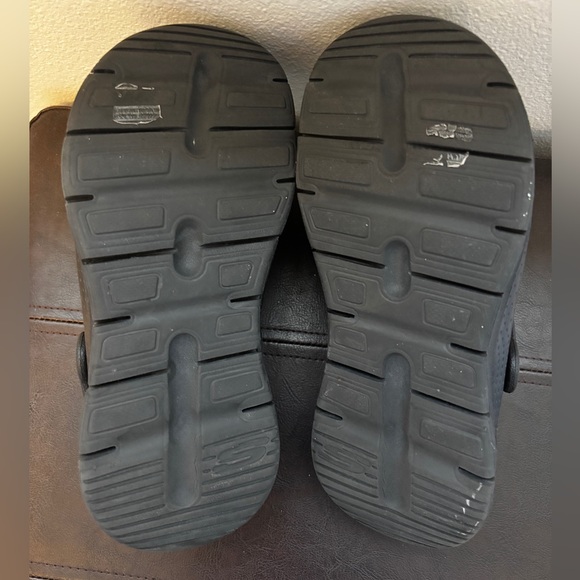 Sketchers Arch Fit Black Clogs Women’s 6 - Picture 8 of 11